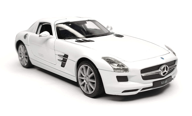 Mercedes-Benz SLS AMG