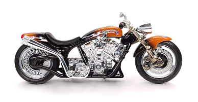 Harley-Davidson "Tone Def" FXSTD Softail Deuce