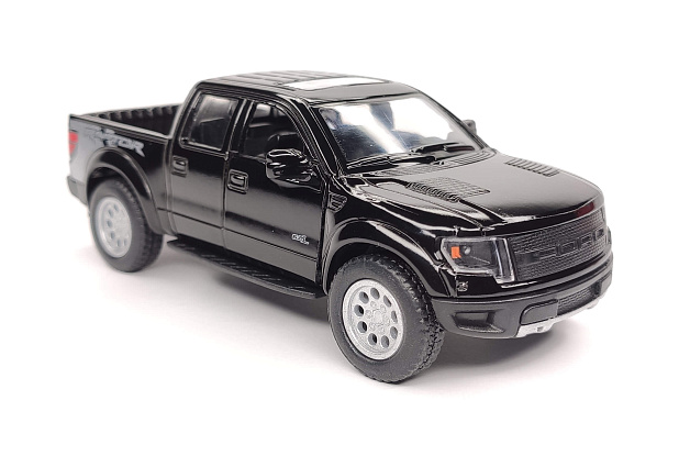 Ford F-150 SVT Raptor SuperCrew 2013