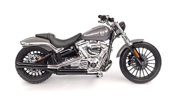 Harley-Davidson Breakout 2016