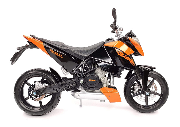 KTM 690 Duke