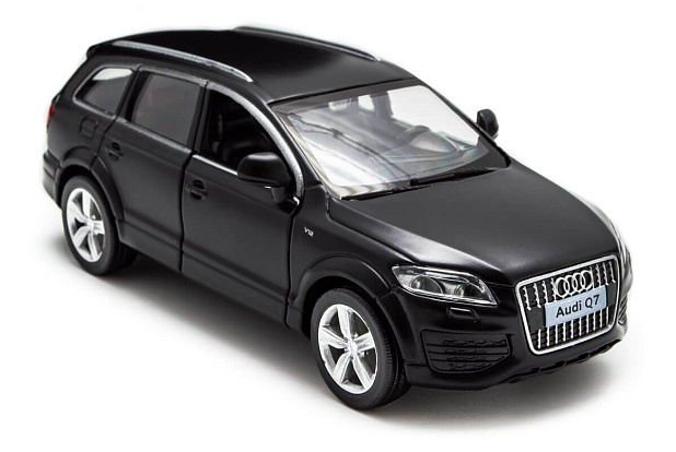 Audi Q7 V12