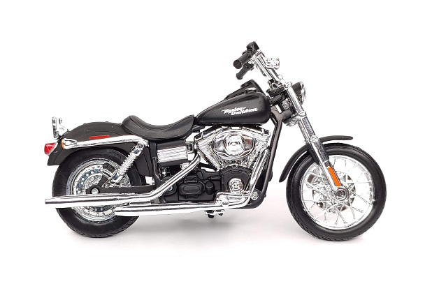 Harley-Davidson Dyna Street Bob 2006