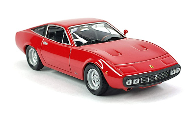 Ferrari 365 GTC/4