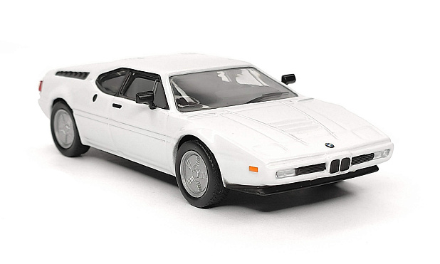 BMW M1